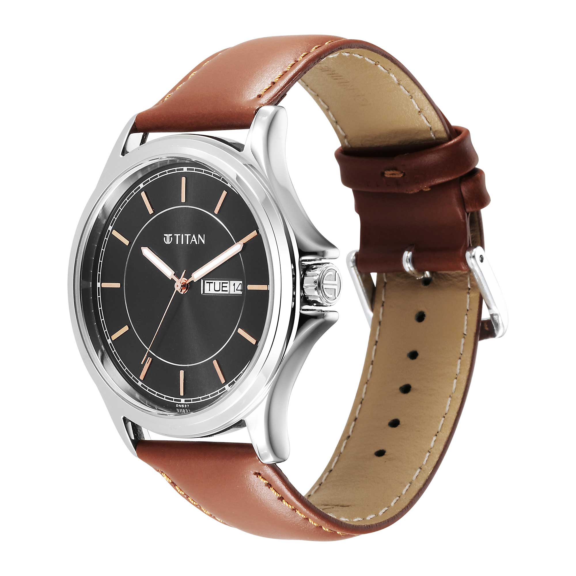 Titan Urban Black Dial Analog Leather Strap Watch for Men