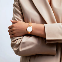 Jam Tangan Tali Logam Analog Titan Pastel Dreams Putih dengan Dail Induk Mutiara untuk Wanita