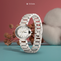 Jam Tangan Tali Logam Analog Hari dan Tarikh Dail Perak Titan Raga Viva untuk Wanita