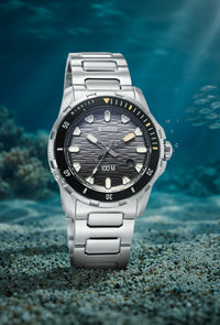 Titan Zero Hour Diver's Analog with Date Watch