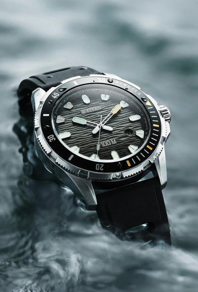 Titan Zero Hour Diver's Analog with Date Watch